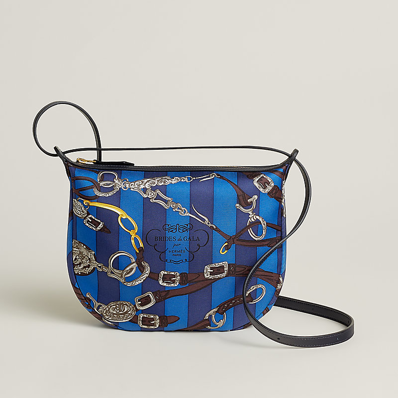 優美さ薫るシルクポーチ【HERMES】Sursoie To Goポーチ Sursoie To Go pouch | Hermès USA