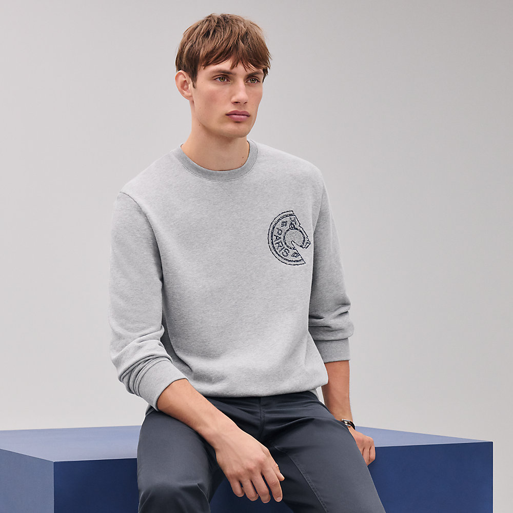 【素敵】HERMES Sweat col rond patch cuir llerie au Carre Sweat col rond patch Clou de Selle | Hermès France