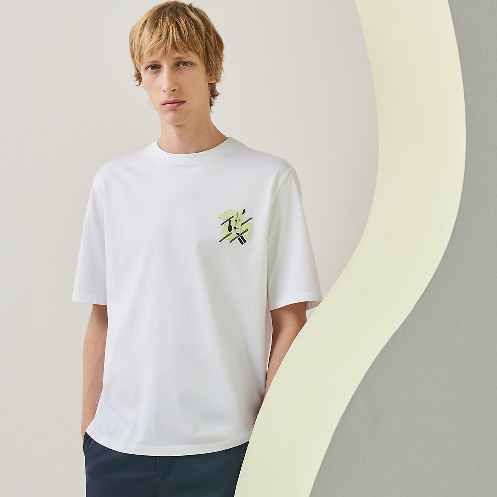 HERMESのTシャツ。本店で購入。 emob.ma