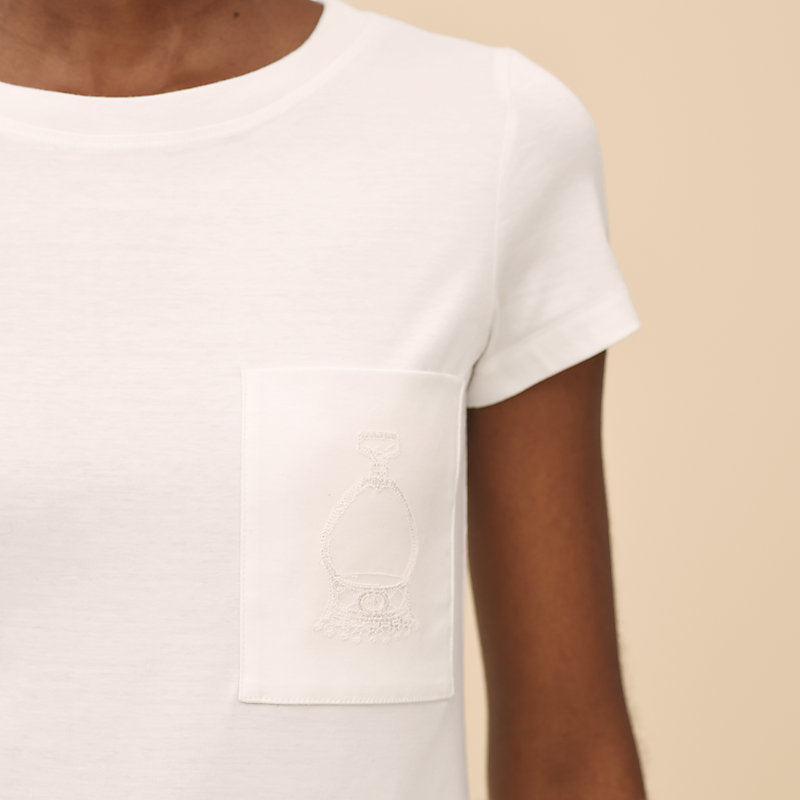 T-Shirt mit bestickter Tasche