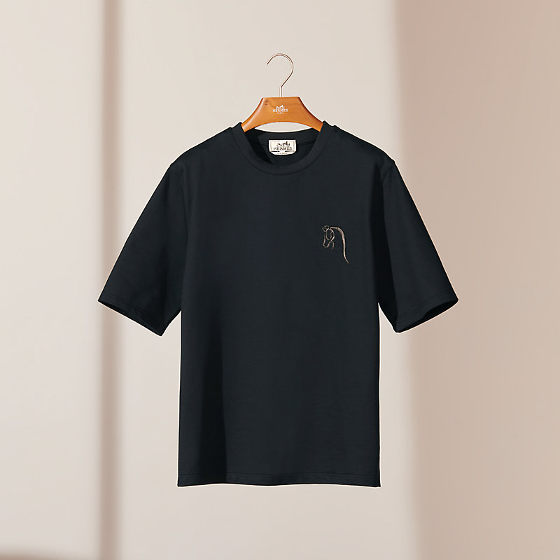 正規店買付【HERMES】「H'Cheval」ミニレザーパッチTシャツ T-shirt with mini leather detail | Hermès Australia