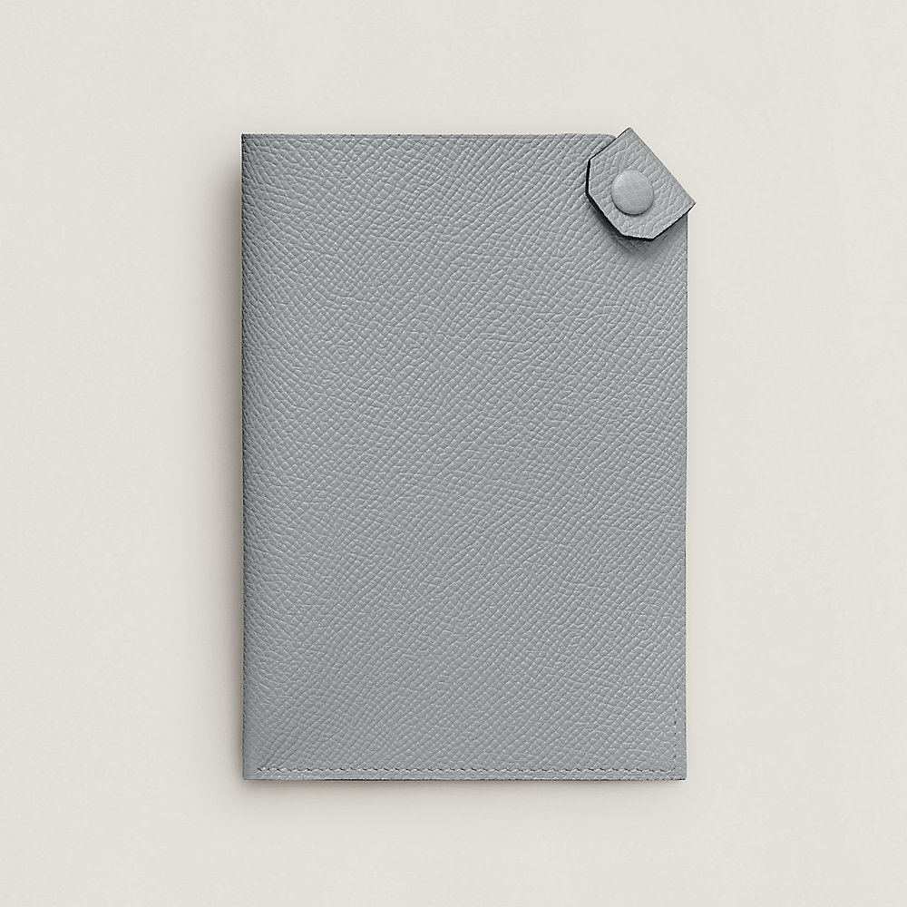 【HERMES】Tarmac パスポートホルダー★ Epsom カーフスキン Tarmac passport holder | Hermès USA