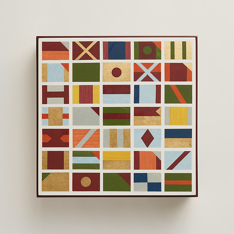Theoreme Hippique Graphique 박스, 라지 모델