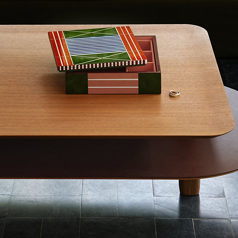 Theoreme Spring Jump Over box, large model