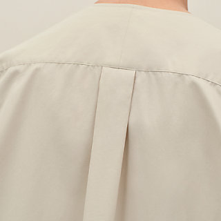 HERMES Voyage au Long COURS長袖シャツ V-neck boxy fit shirt | Hermès Canada