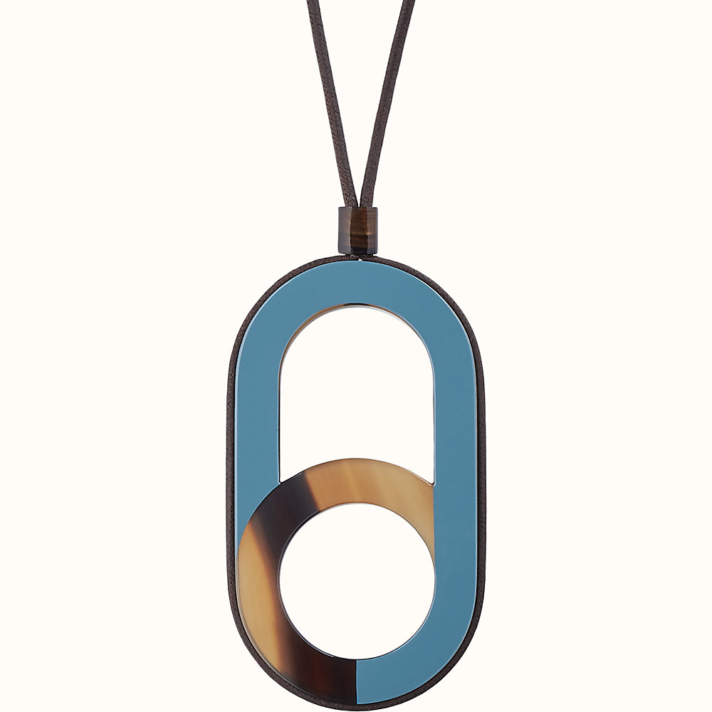 hermes variation pendant