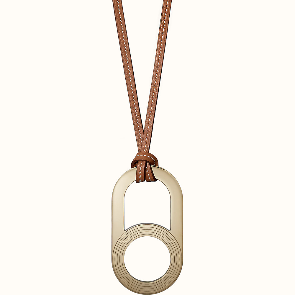 hermes variation pendant