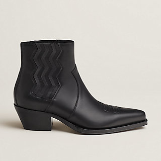 https://assets.hermes.com/is/image/hermesproduct/vegas-ankle-boot--231996ZH02-worn-3-0-0-320-320_g.jpg