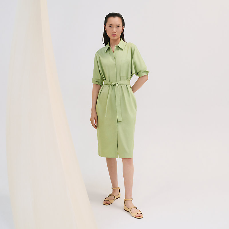 Vestido de inspiración camisa
