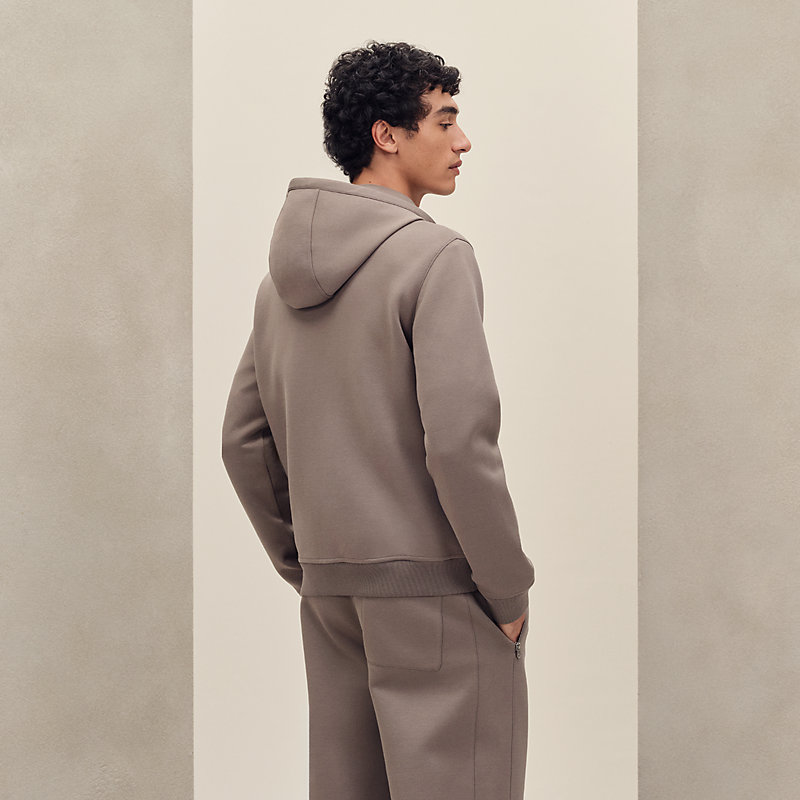 Voyage capsule hooded sweater