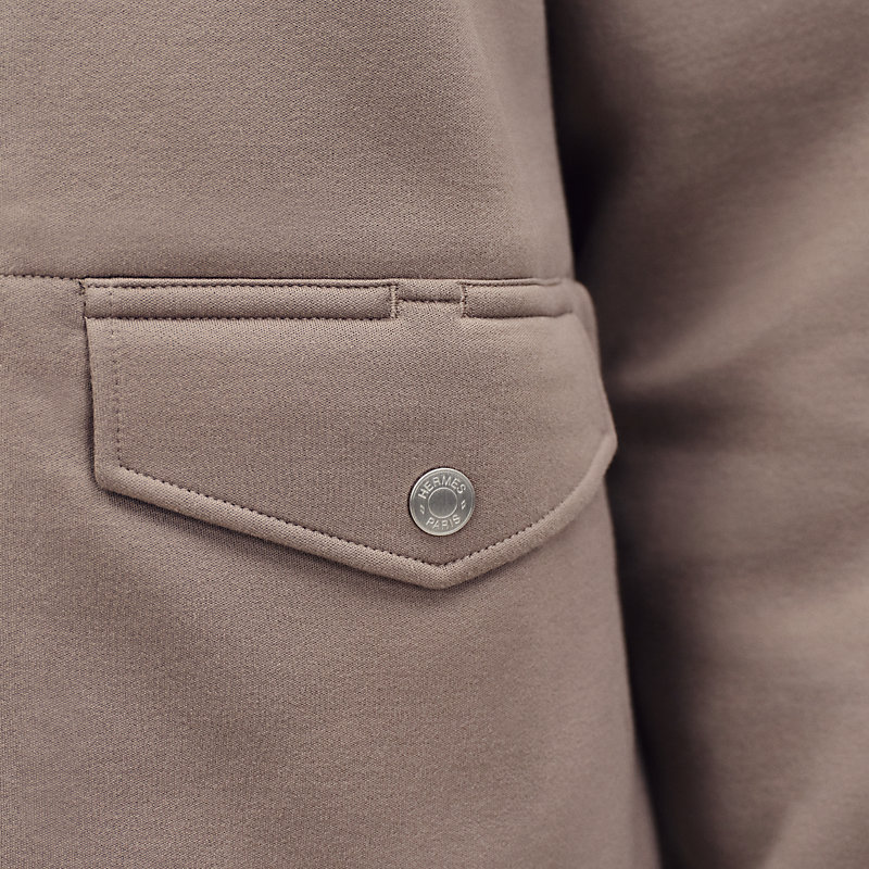 Voyage capsule hooded sweater