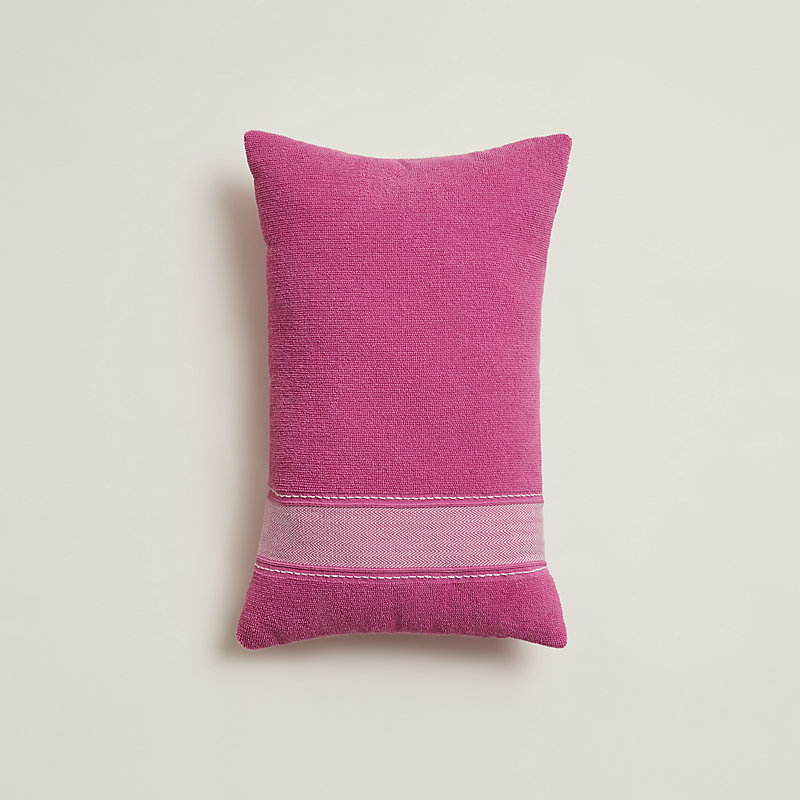 Yachting Uni beach pillow