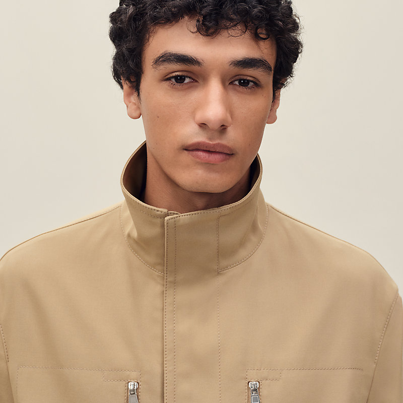 Zipped short parka