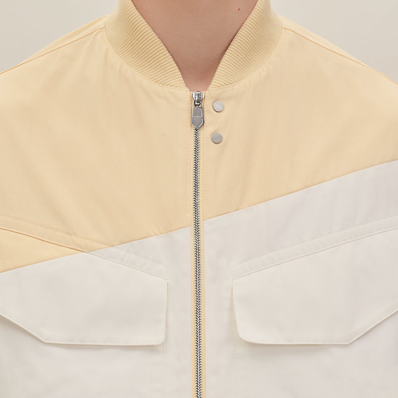 Zipped straight cut jacket