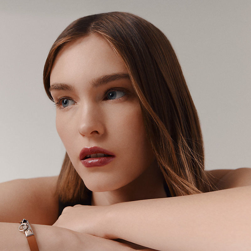 〈ルージュ ブリヤン シルキー〉 87 ブラウン・セリエ, イメージ: , ビュー7の9