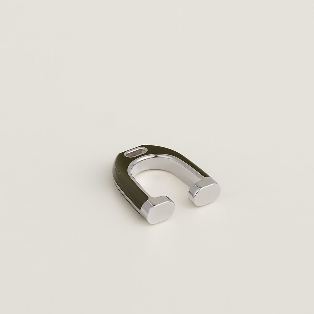 イヤーカフ 《エトリエ》 - グリーン | Hermès - エルメス-公式サイト