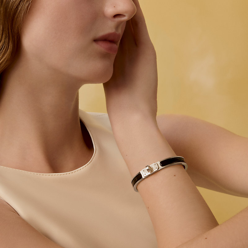 【最終値下げ】 HERMES エナメルブレスレット　ミニクリック　ケリー エナメルブレスレット 《ミニ・クリック・ケリー/プティ・クール