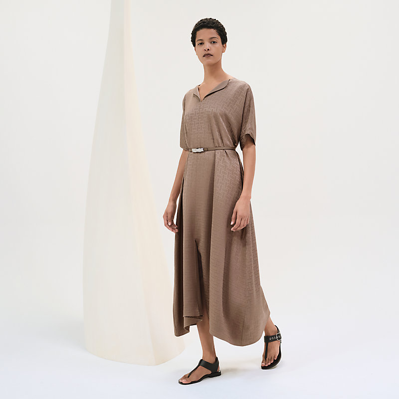 カフタンドレス ベルト付き - グレー | Hermès - エルメス-公式サイト