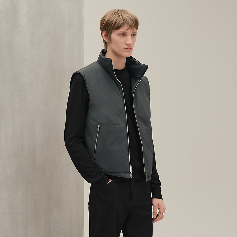 エルメス　中綿キルティング　ベスト　お役立ちアイテム❗️黒 エルメス中綿キルティングベストお役立ちアイテム❗️黒