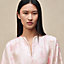クラシックカフタンドレス 《鐙・リミックス》プリント, イメージ: 着用例, worn, ビュー6の7