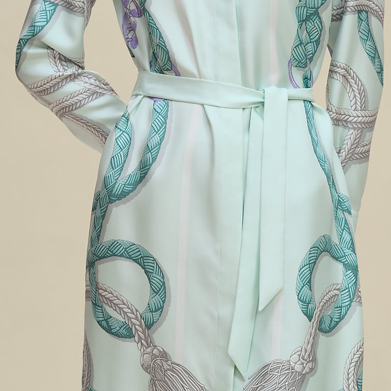 ［新品］HERMES エルメス ライトブルー ドレスシャツ 38/15 楽天市場】【HERMES】エルメス ホース刺繍 ストライプ セリエボタン