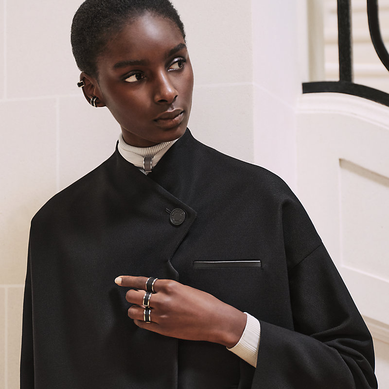 クールにもカジュアルにも【HERMES】Coaching Remix ジャケット Hermès Blouson Inspiration Teddy Imprimé Coaching Remix