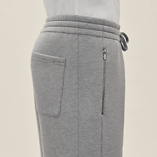 ▲HERMESエルメス ショートパンツ ベルトホック セリエボタン ショートパンツ カプセル・ヴォヤージュ | Hermès - エルメス-公式サイト