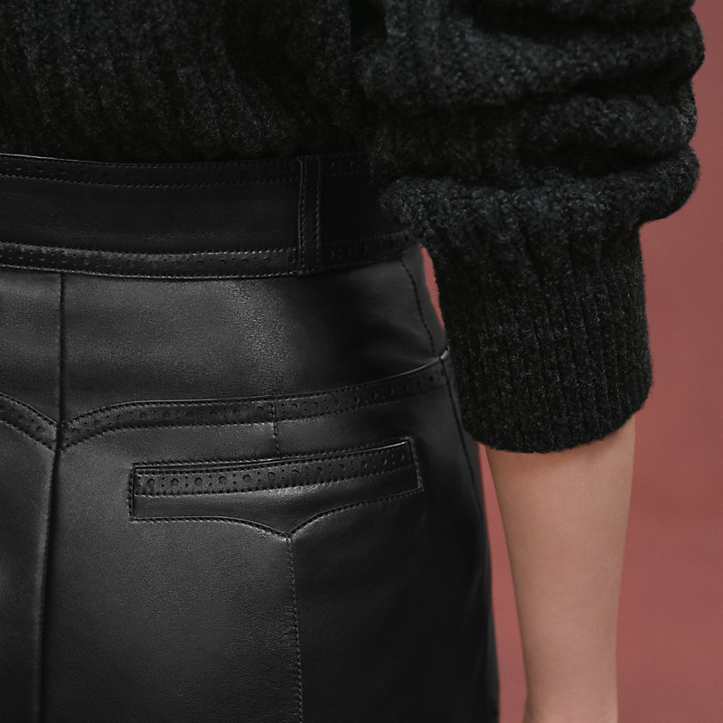 ショートパンツ パーフォレーションディテール - ブラック | Hermès