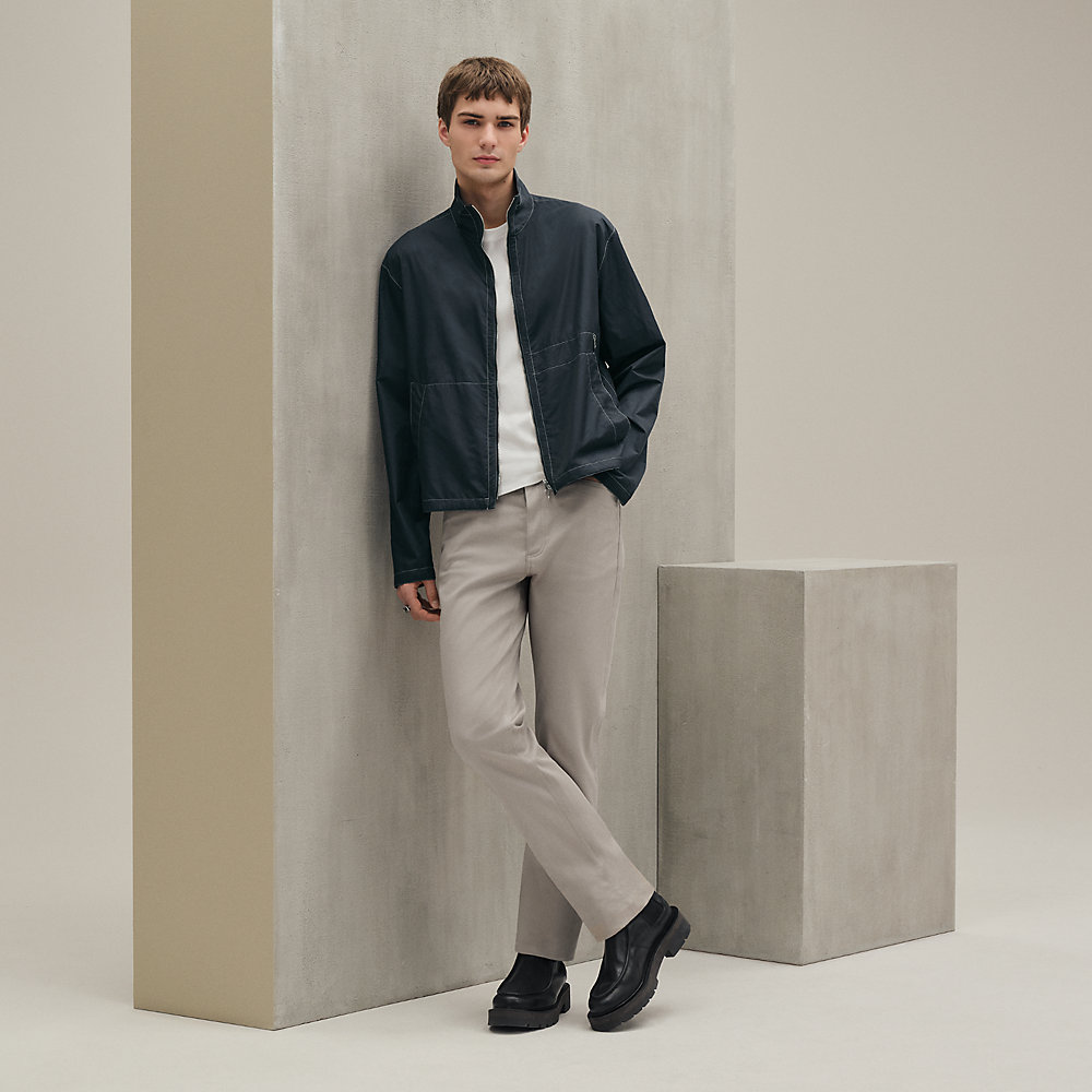 美品HERMÈS シルバーグレージップアップブルゾン 40 美品HERMÈS シルバーグレージップアップブルゾン 40 美品HERMÈS