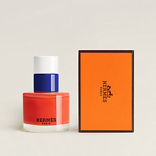 HERMES エルメス☆フェイスパウダー ネイルカラー 他 +オマケ パウダーピンクのHERMESネイルで指先すらっと。 | Beautybrush