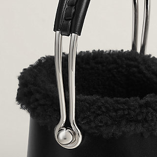 バッグ 《エルメス・サボ・プラッシュ》 | Hermès - エルメス-公式サイト