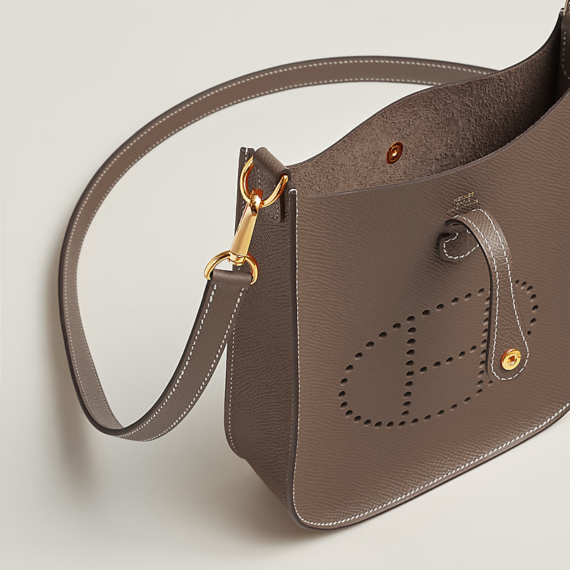バッグ 《エヴリン》 16 セリエ - ベージュ | Hermès - エルメス-公式
