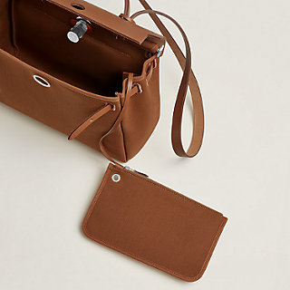 バッグ 《エールバッグ・ジップ》 31 ルトゥルネ - グリーン | Hermès