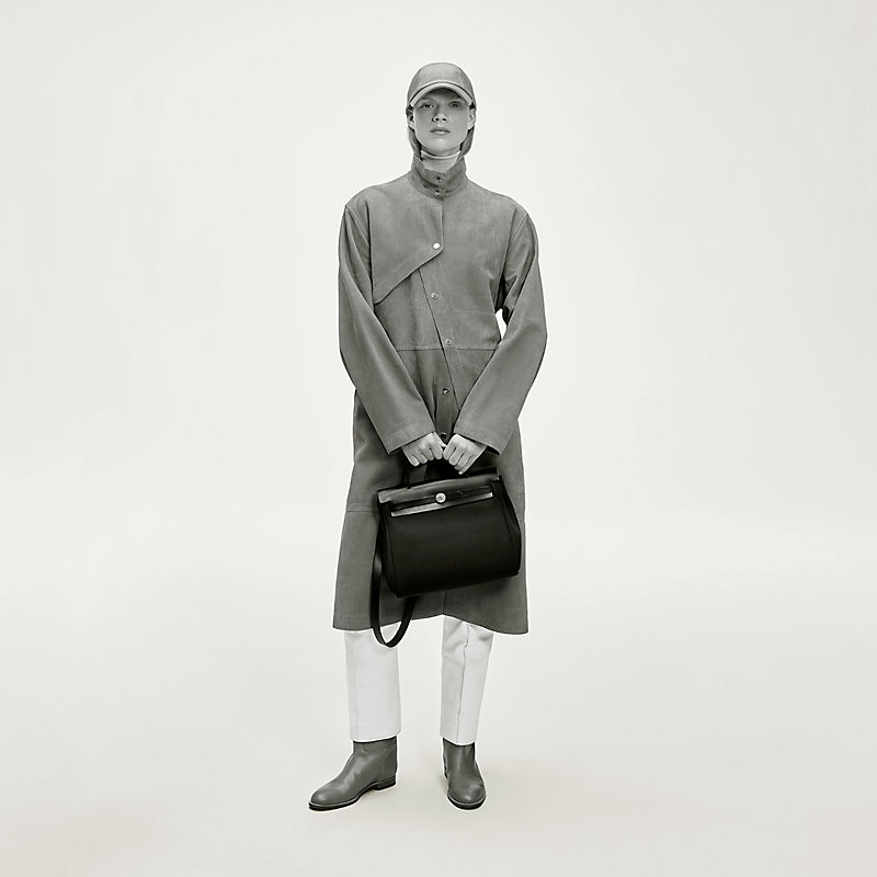 バッグ 《エールバッグ・ジップ》 31 ルトゥルネ - ベージュ | Hermès