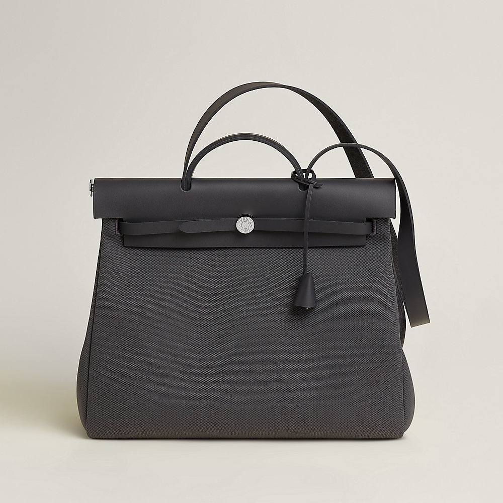 HERMES エルメス エールバッグ ジップ メッセンジャー 39 黒 (ブラック) トワルミリタリー/ヴァッシュハンター シルバー金具 メッセンジャー バッグ B刻印 準新品 : 23082502 : ブランドショップよちか - 通販 - Yahoo!ショッピング