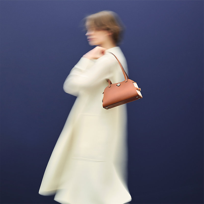 バッグ 《タブリエ・セリエ》 - ベージュ | Hermès - エルメス-公式サイト