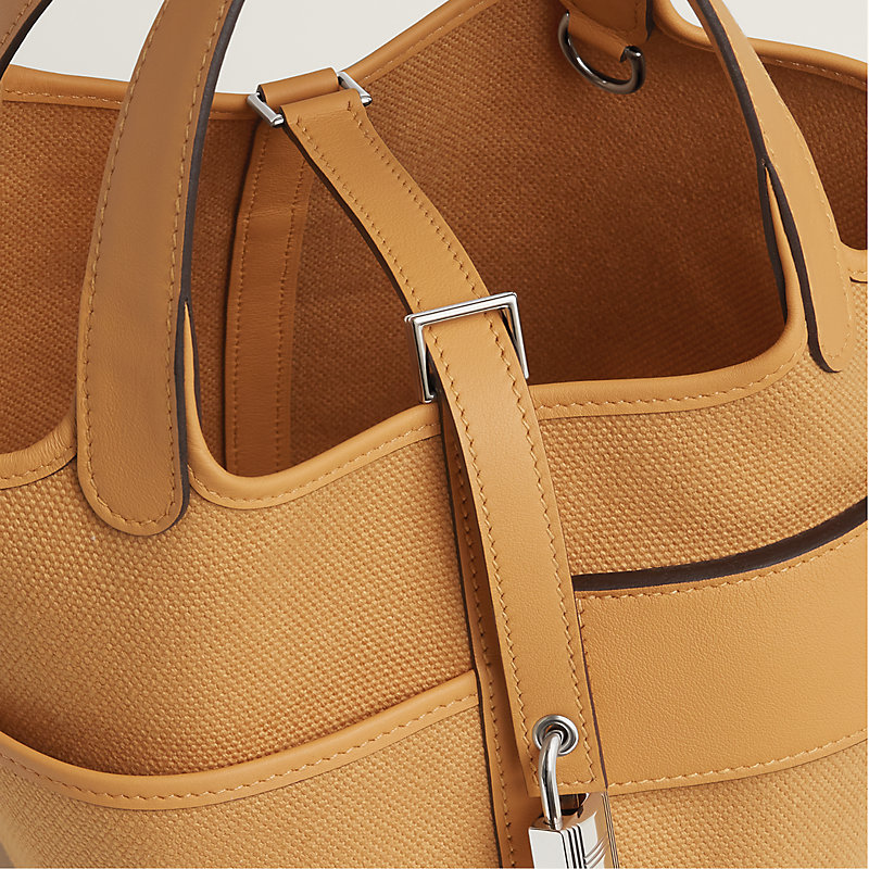 バッグ 《ピコタン・ロック》 18 ポケット - ブルー | Hermès