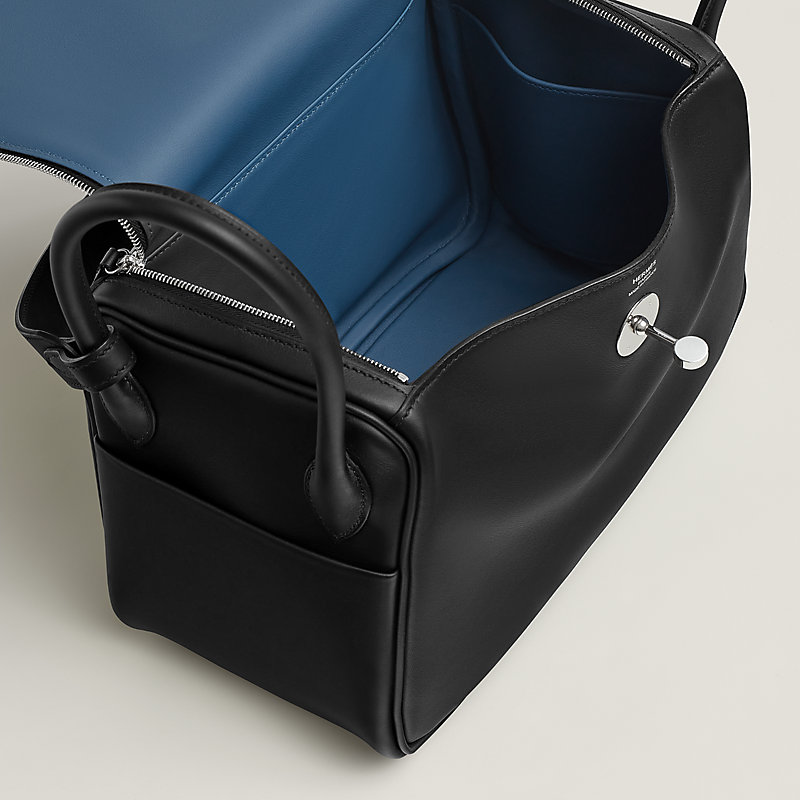 バッグ 《リンディ》 26 ヴェルソ | Hermès - エルメス-公式サイト