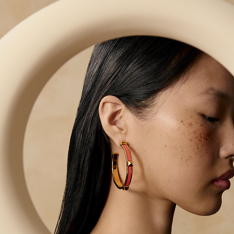 ピアス 《アテナ》 GM - ピンク | Hermès - エルメス-公式サイト