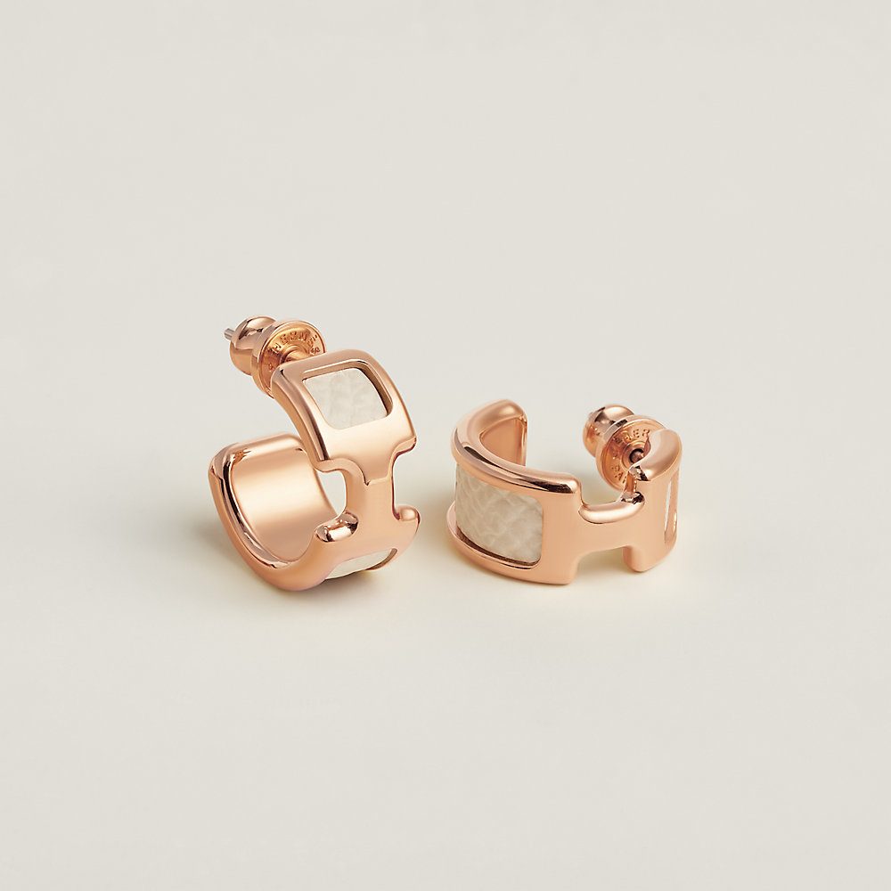 ピアス 《オランプ》 PM | Hermès - エルメス-公式サイト