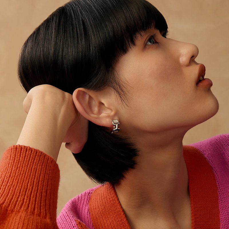 ピアス 《オランプ》 PM | Hermès - エルメス-公式サイト