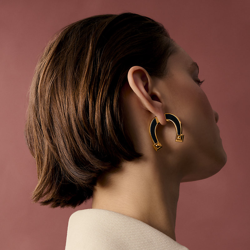 ピアス 《ジョケット》 GM - ブラック | Hermès - エルメス-公式サイト