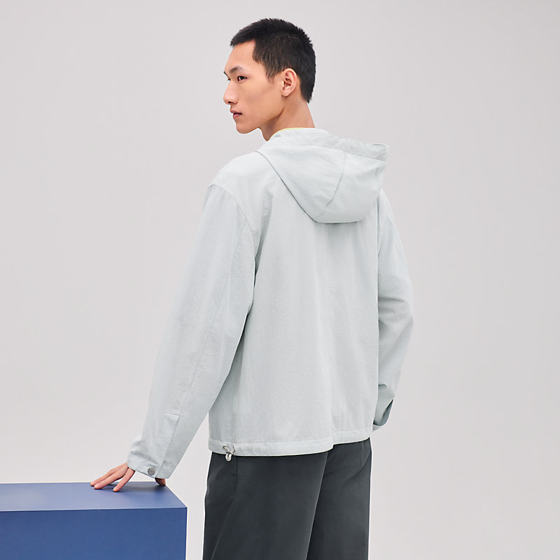【洗練された都会スタイル】HERMES コットンブルゾン ホワイト フーデッド・ブルゾン | Hermès - エルメス-公式サイト