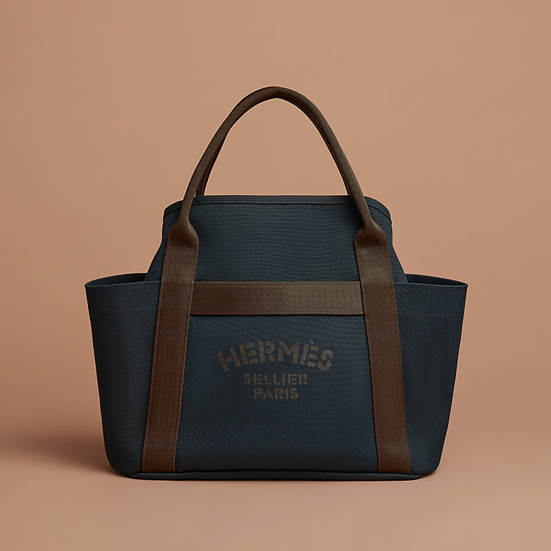 ブラッシングキット用バッグ 《グルーム》 | Hermès - エルメス-公式サイト