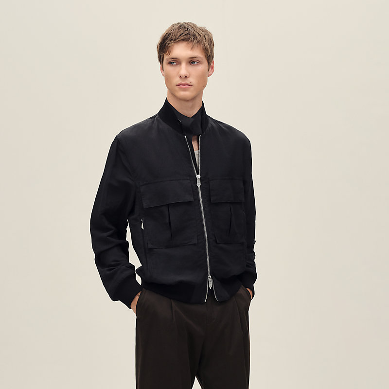 ブルゾン--652330HE02-worn-2-0-