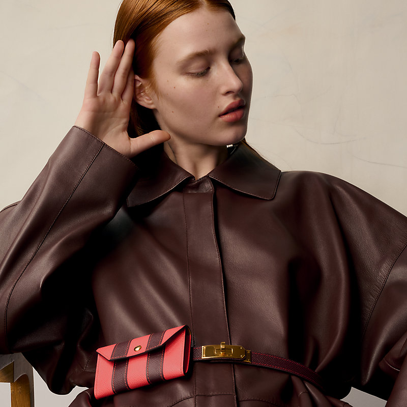 ベルト 《ケリー・ポケット》 18 | Hermès - エルメス-公式サイト ベルト 《ケリー・ポケット》 18 | Hermès - エルメス-公式サイト