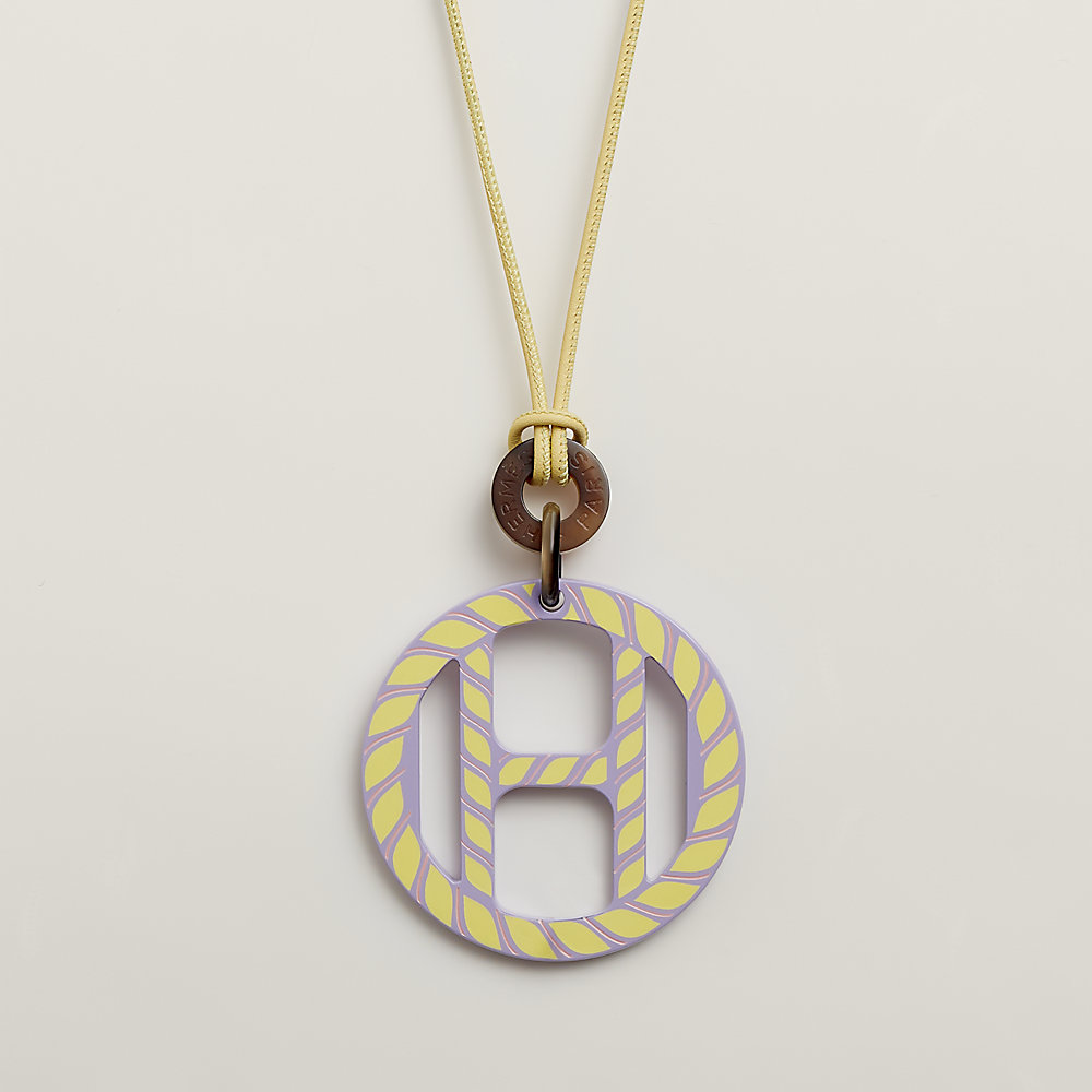 ペンダント 《Hエキップ・ノーティック》 | Hermès - エルメス-公式サイト