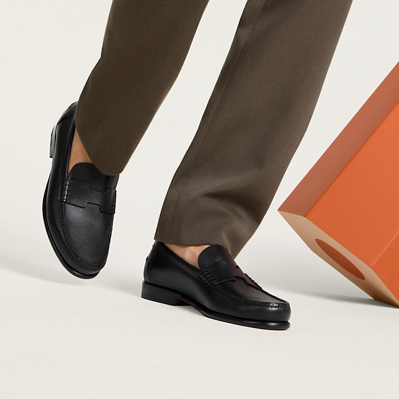 モカシン 《ケネディ》 - ブラック | Hermès - エルメス-公式サイト
