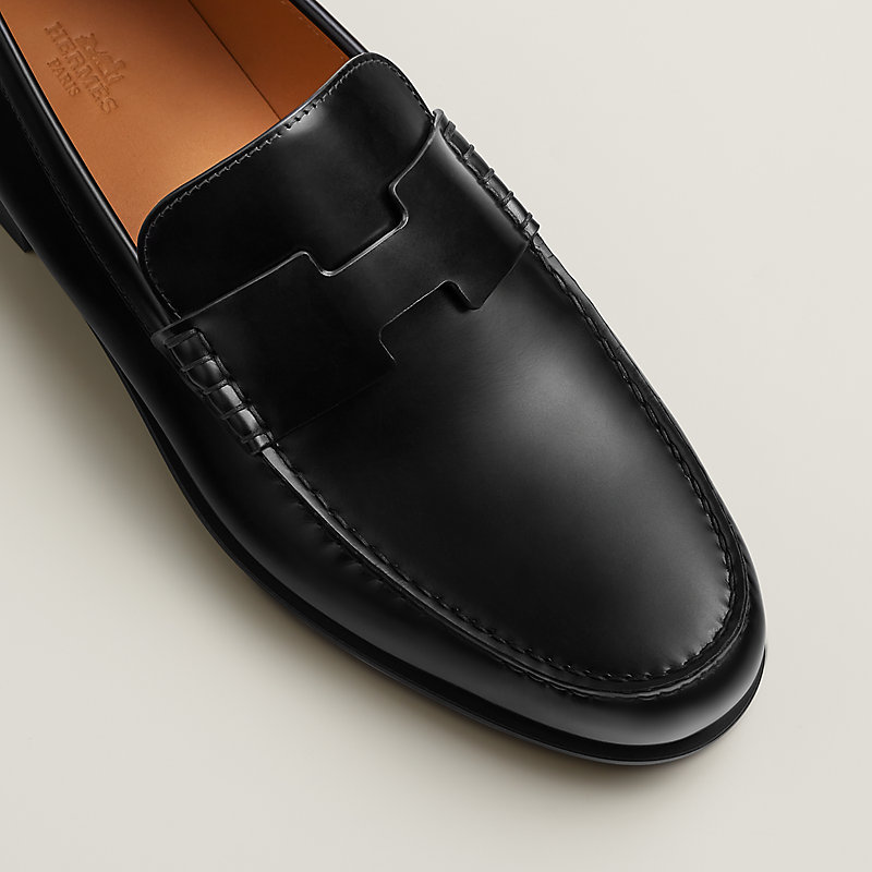 【スタッズで上品カジュアル♪】 HERMES モカシン Jour シューズ モカシン 《アワー》 | Hermès - エルメス-公式サイト