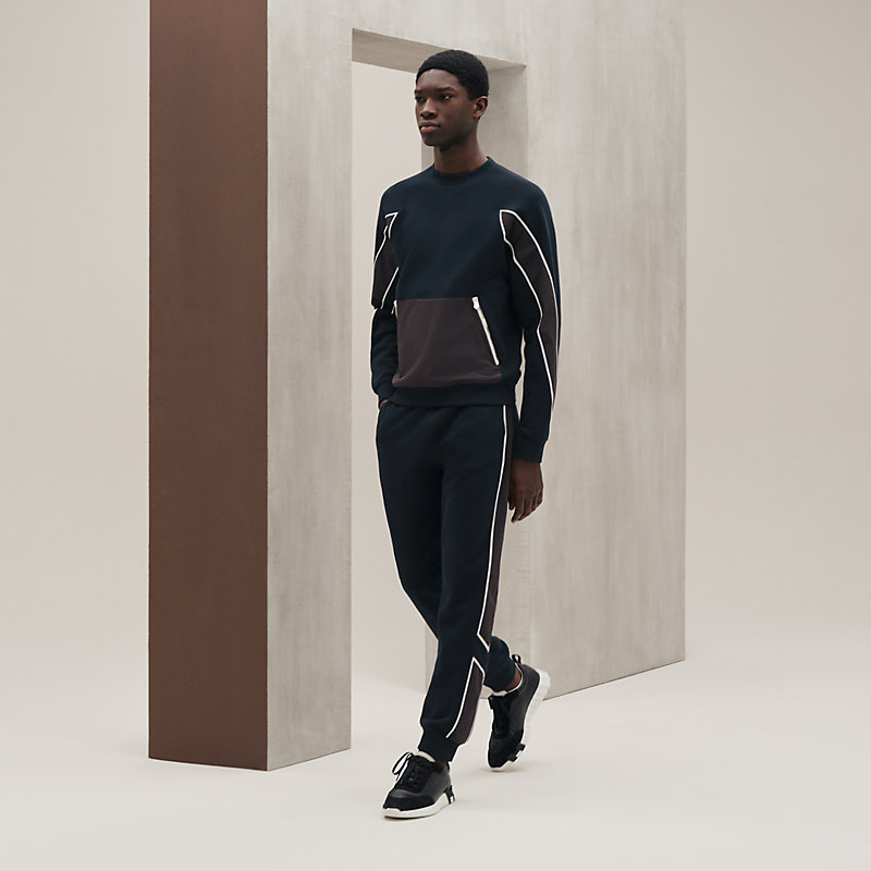 【新品未使用】エルメス　ラウンドネックスウェット ポケット レザーハイライト 2097188049.jpg?1701949311